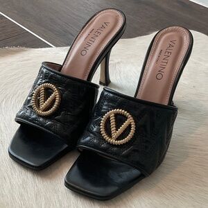 Valentino Venere Metallic Quilted Black Leather high heel sandals, Size 9